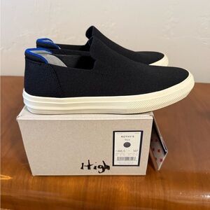 Rothy’s NIB sneakers size 8.5 black